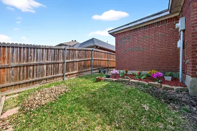 2207 Dallas Drive, Carrollton, TX 75006 - Photo 28