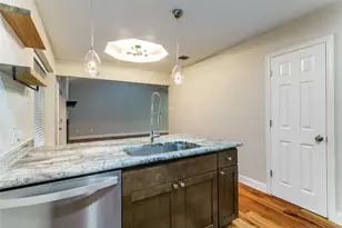 3019 Panhandle Dr, Grapevine, TX 76051 - Photo 10