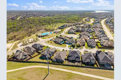 13921 Bluebell Drive, Little Elm, TX 75068 - Photo 32