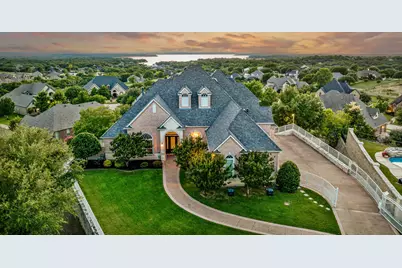 8800 Summit Point Court, Fort Worth, TX 76179 - Photo 2