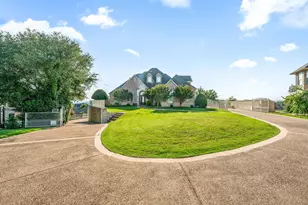 8800 Summit Point Ct, Fort Worth, TX 76179 - Photo 38