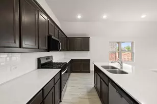 328 Dairy Wy, Midlothian, TX 76065 - Photo 6