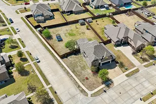 1341 Canary Ln, Forney, TX 75126 - Photo 2