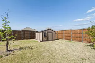 1341 Canary Ln, Forney, TX 75126 - Photo 32