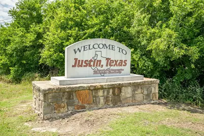316 W 3rd Street, Justin, TX 76247 - Photo 40