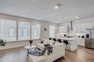 114 E Chester Ct, Dallas, TX 75203 - Photo 8