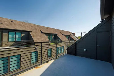 114 E Chester Court, Dallas, TX 75203 - Photo 28