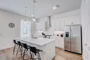 114 E Chester Ct, Dallas, TX 75203 - Photo 10