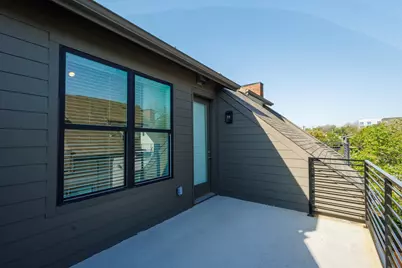 114 E Chester Court, Dallas, TX 75203 - Photo 30