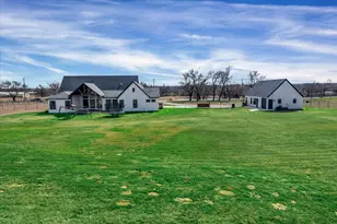 1250 Turpin Lake Rd, Poolville, TX 76487 - Photo 4