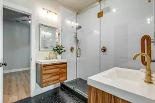 929 S Marlborough Ave, Dallas, TX 75208 - Photo 22