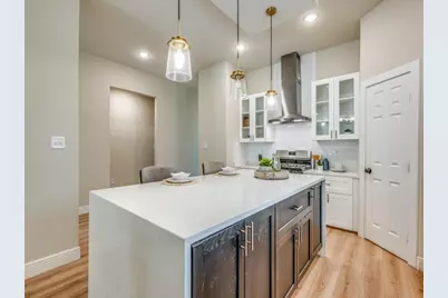 929 S Marlborough Avenue, Dallas, TX 75208 - Photo 12