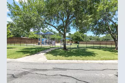 216 NE Cindy Lane, Burleson, TX 76028 - Photo 32