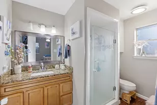 216 NE Cindy Ln, Burleson, TX 76028 - Photo 22