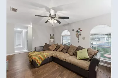 216 NE Cindy Lane, Burleson, TX 76028 - Photo 8