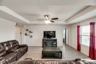 1505 Waggoner Dr, Aubrey, TX 76227 - Photo 12