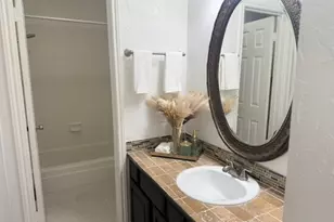 1600 Brentwood Dr, Irving, TX 75061 - Photo 8