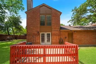 1600 Brentwood Dr, Irving, TX 75061 - Photo 2