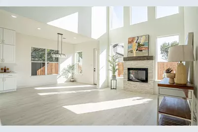 5634 Barkridge Drive, Granbury, TX 76048 - Photo 4