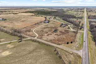 139 County Rd 4302, Greenville, TX 75401 - Photo 12