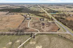 139 County Rd 4302, Greenville, TX 75401 - Photo 14