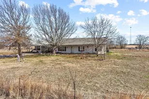 139 County Rd 4302, Greenville, TX 75401 - Photo 6