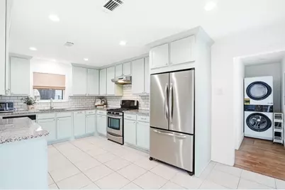 8834 Liptonshire Drive, Dallas, TX 75238 - Photo 2
