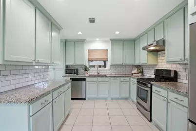 8834 Liptonshire Drive, Dallas, TX 75238 - Photo 2