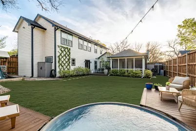 722 Tenna Loma Court, Dallas, TX 75208 - Photo 2