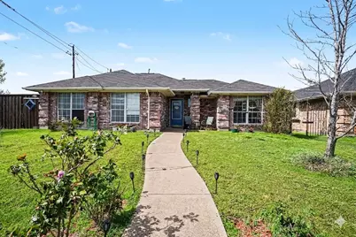 2621 Buck Drive, Mesquite, TX 75181 - Photo 1