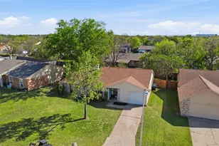 6958 Newberry Ct W, Fort Worth, TX 76120 - Photo 4