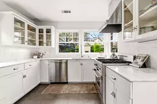 6939 Santa Monica Dr, Dallas, TX 75223 - Photo 6