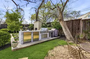 6939 Santa Monica Dr, Dallas, TX 75223 - Photo 36