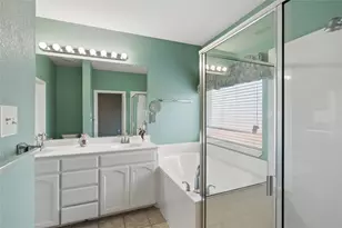 5852 Barrier Reef Dr, Fort Worth, TX 76179 - Photo 10