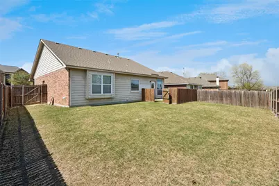 5852 Barrier Reef Drive, Fort Worth, TX 76179 - Photo 14