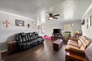 700 W 3rd Ave, Corsicana, TX 75110 - Photo 4