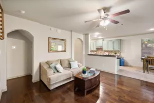 8222 Holly Hock Dr, Arlington, TX 76001 - Photo 14