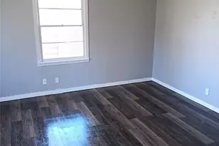 632 E Sears St, Denison, TX 75021 - Photo 6