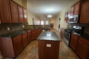 2745 Treasure Cove Dr, Lewisville, TX 75056 - Photo 8