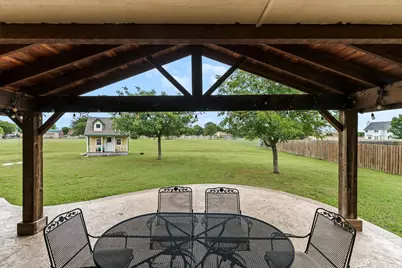 6581 Meadow Ridge Circle, Nevada, TX 75173 - Photo 10