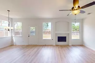 12629 Black Cherry Ln, Fort Worth, TX 76040 - Photo 8