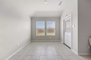 752 Cedarbrook Dr, Fort Worth, TX 76131 - Photo 16