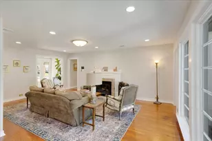 1526 N Lockhart St, Sherman, TX 75092 - Photo 8