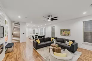 219 W Yarmouth St, Dallas, TX 75208 - Photo 10