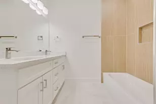 219 W Yarmouth St, Dallas, TX 75208 - Photo 20