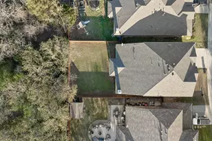 2209 Windhaven Dr, Denton, TX 76210 - Photo 38