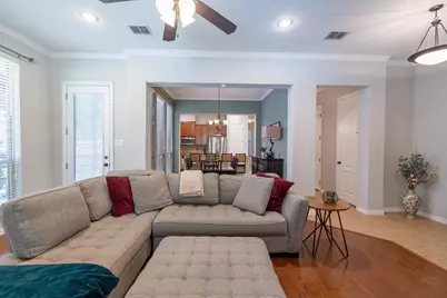 240 Carrington Lane, Lewisville, TX 75067 - Photo 2