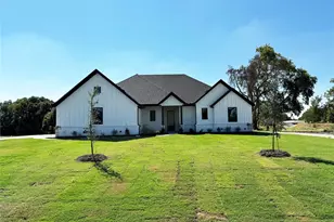 1098 Silver Sage Trl, Weatherford, TX 76085 - Photo 1