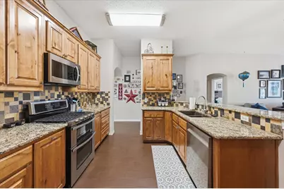 5629 Meadows Way, North Richland Hills, TX 76180 - Photo 10