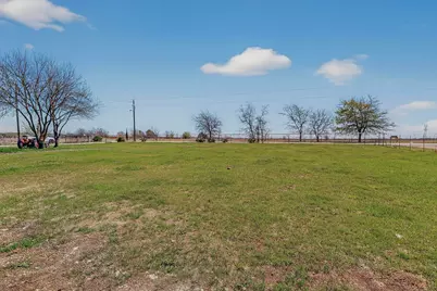 16731 Flow Road, Krum, TX 76249 - Photo 32